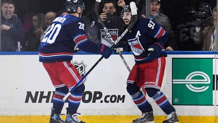 “Secret language” between Rangers stars makes it difficult for teammates to fit in