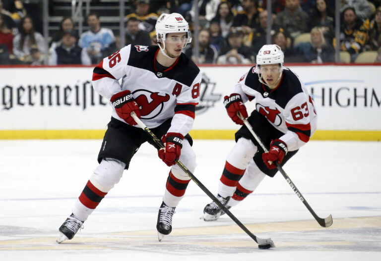 NHL: New Jersey Devils at Pittsburgh Penguins