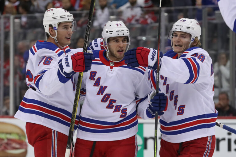 NHL: New York Rangers at New Jersey Devils