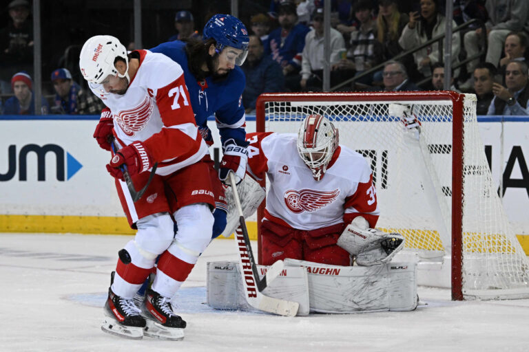 NHL: Detroit Red Wings at New York Rangers