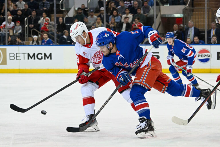 NHL: Detroit Red Wings at New York Rangers