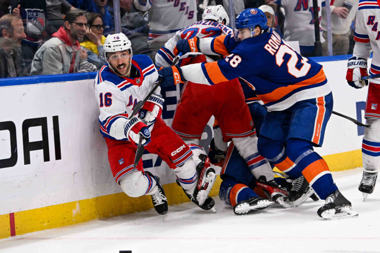 NHL: New York Rangers at New York Islanders