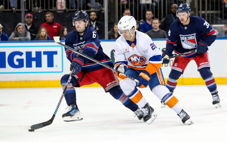 NHL: New York Islanders at New York Rangers