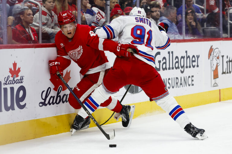 NHL: New York Rangers at Detroit Red Wings