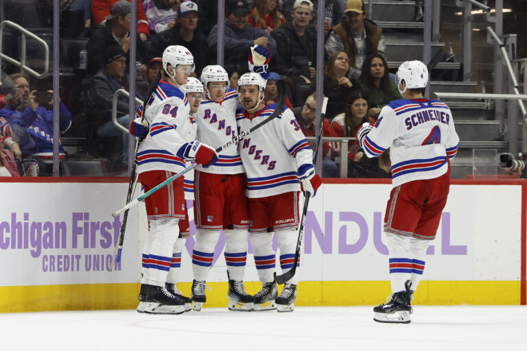 NHL: New York Rangers at Detroit Red Wings