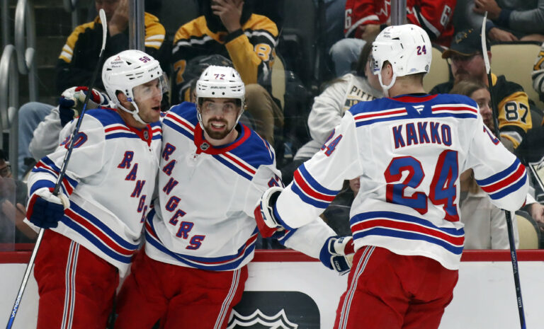 NHL: New York Rangers at Pittsburgh Penguins