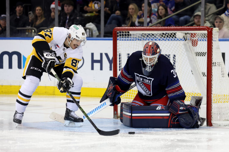 NHL: Pittsburgh Penguins at New York Rangers